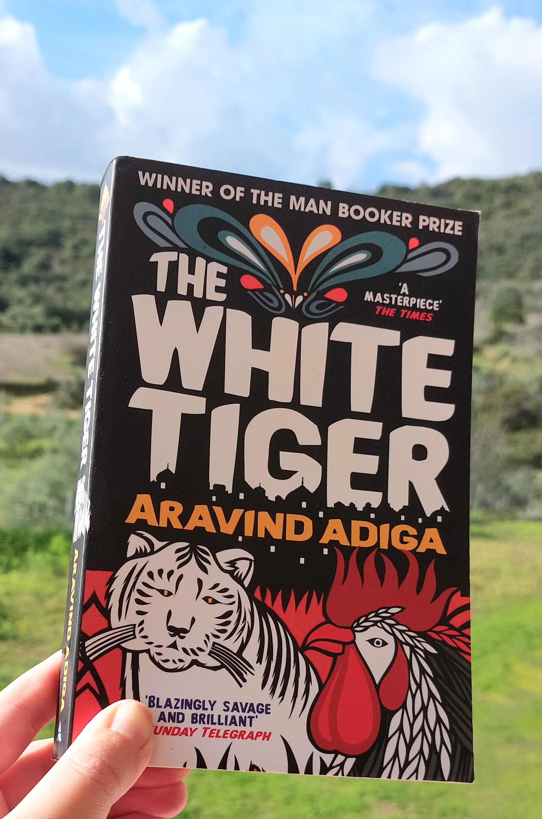 The White Tiger” Aravind Adiga, 2008 /(ザ・ホワイトタイガー