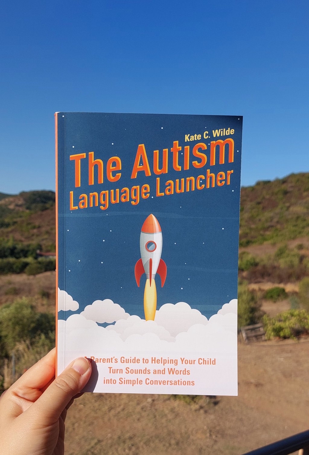 『The Autism Language Launcher (自閉症の言葉の打ち上げ)』 Kate C. Wilde 2019年 レビュー | 言葉をまだ話さない自閉症の子供の親へ